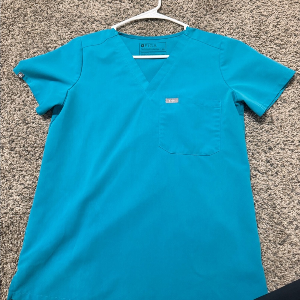 Figs Teal Catarina Top